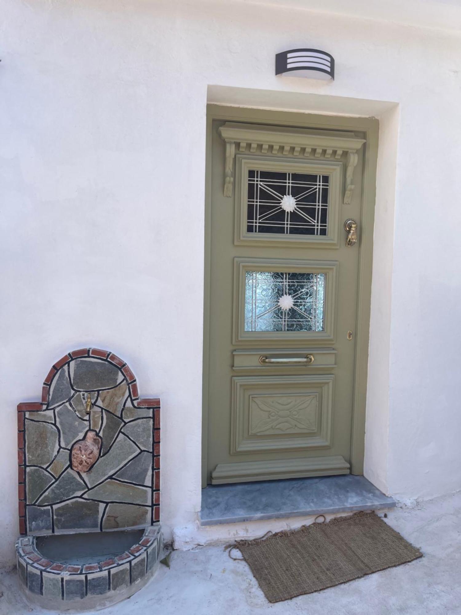 דירות פלומרי Michalelis Loft & Cave מראה חיצוני תמונה