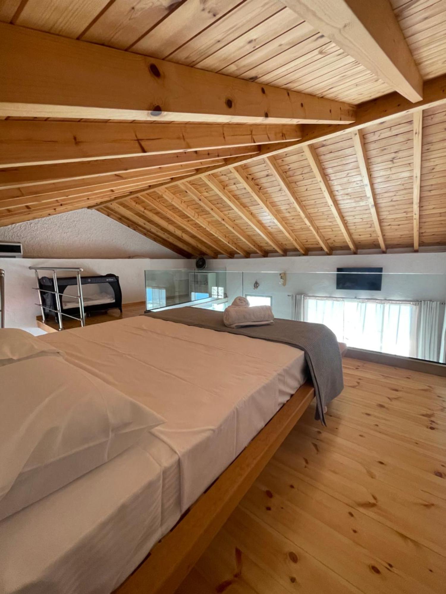 דירות פלומרי Michalelis Loft & Cave מראה חיצוני תמונה